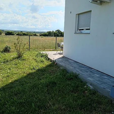 Holiday House Apartment *